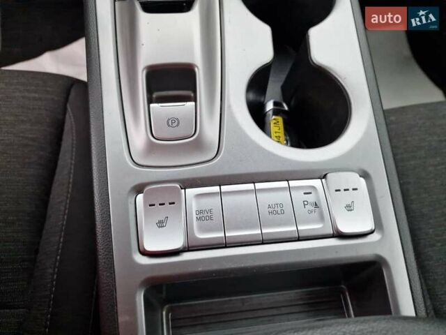 Червоний Хендай Kona, об'ємом двигуна 0 л та пробігом 79 тис. км за 16200 $, фото 37 на Automoto.ua