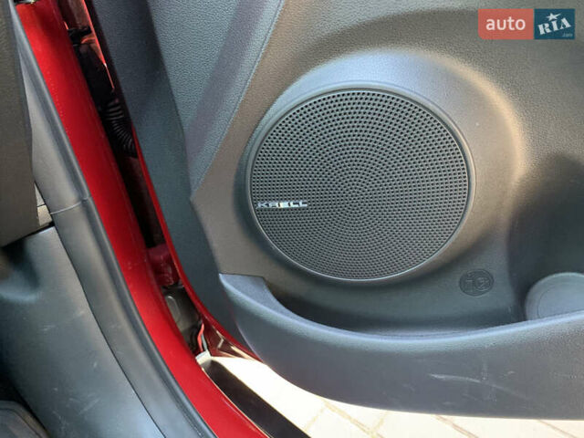 Красный Хендай Kona, объемом двигателя 0 л и пробегом 73 тыс. км за 17000 $, фото 11 на Automoto.ua