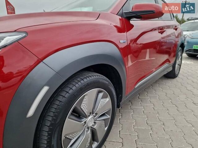 Червоний Хендай Kona, об'ємом двигуна 0 л та пробігом 79 тис. км за 16200 $, фото 2 на Automoto.ua