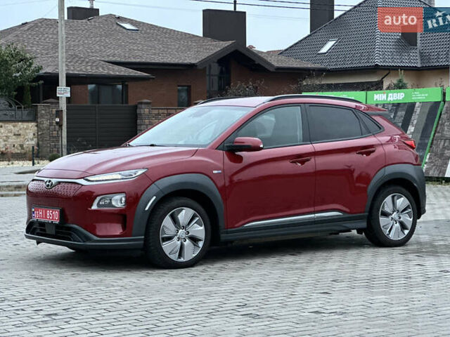 Красный Хендай Kona, объемом двигателя 0 л и пробегом 135 тыс. км за 17990 $, фото 11 на Automoto.ua