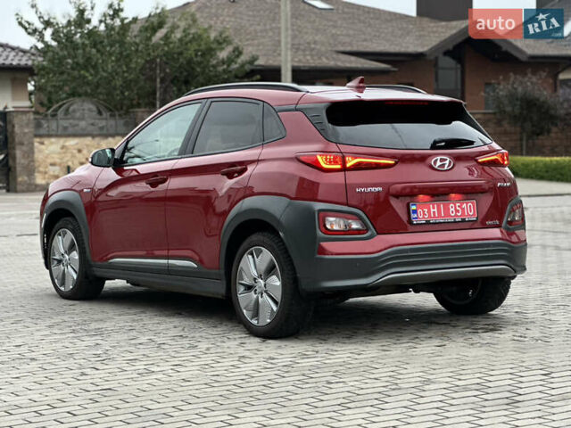Красный Хендай Kona, объемом двигателя 0 л и пробегом 135 тыс. км за 17990 $, фото 8 на Automoto.ua