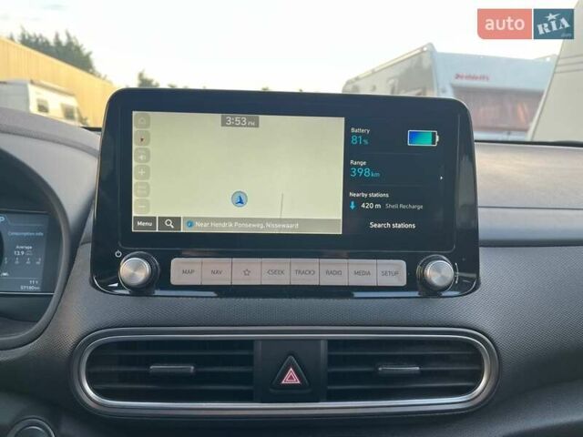 Червоний Хендай Kona, об'ємом двигуна 0 л та пробігом 57 тис. км за 16999 $, фото 22 на Automoto.ua