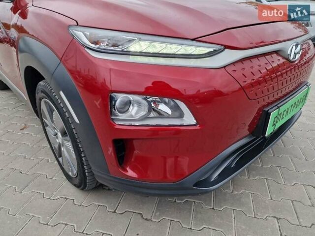 Червоний Хендай Kona, об'ємом двигуна 0 л та пробігом 79 тис. км за 16200 $, фото 6 на Automoto.ua