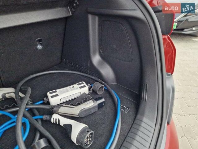 Червоний Хендай Kona, об'ємом двигуна 0 л та пробігом 79 тис. км за 16200 $, фото 51 на Automoto.ua