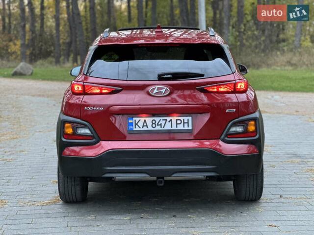 Красный Хендай Kona, объемом двигателя 2 л и пробегом 106 тыс. км за 14300 $, фото 2 на Automoto.ua