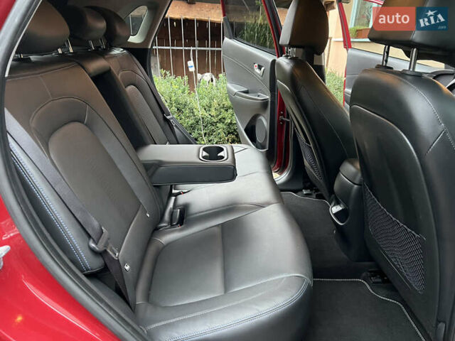 Червоний Хендай Kona, об'ємом двигуна 0 л та пробігом 57 тис. км за 19999 $, фото 22 на Automoto.ua