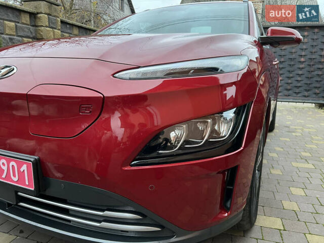 Червоний Хендай Kona, об'ємом двигуна 0 л та пробігом 57 тис. км за 19999 $, фото 38 на Automoto.ua