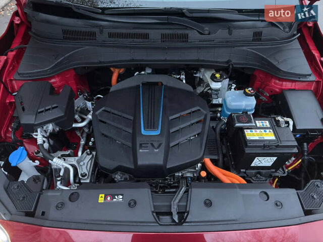 Червоний Хендай Kona, об'ємом двигуна 0 л та пробігом 104 тис. км за 20999 $, фото 32 на Automoto.ua