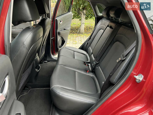 Красный Хендай Kona, объемом двигателя 0 л и пробегом 57 тыс. км за 20500 $, фото 30 на Automoto.ua