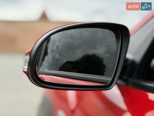 Червоний Хендай Kona, об'ємом двигуна 0 л та пробігом 80 тис. км за 18800 $, фото 14 на Automoto.ua