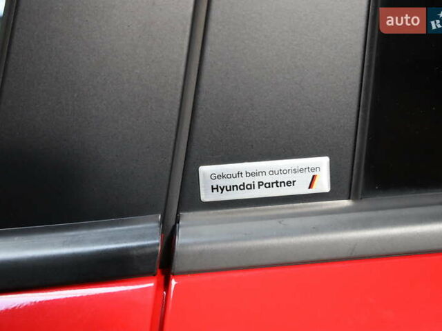 Красный Хендай Kona, объемом двигателя 0 л и пробегом 53 тыс. км за 17500 $, фото 7 на Automoto.ua