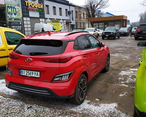 Красный Хендай Kona, объемом двигателя 0 л и пробегом 91 тыс. км за 21300 $, фото 24 на Automoto.ua
