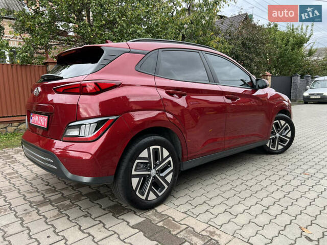 Красный Хендай Kona, объемом двигателя 0 л и пробегом 57 тыс. км за 20500 $, фото 7 на Automoto.ua
