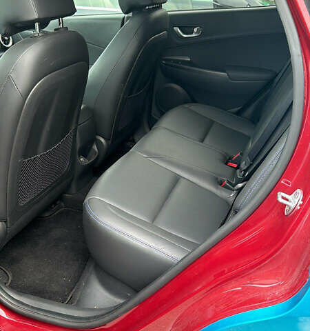 Червоний Хендай Kona, об'ємом двигуна 0 л та пробігом 104 тис. км за 20999 $, фото 35 на Automoto.ua