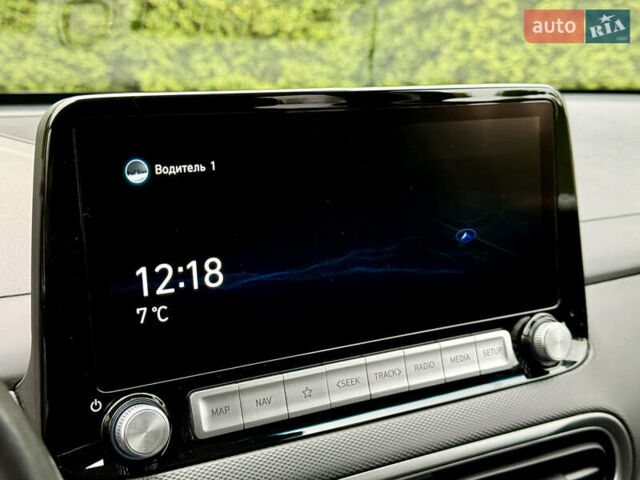 Красный Хендай Kona, объемом двигателя 0 л и пробегом 42 тыс. км за 17300 $, фото 33 на Automoto.ua