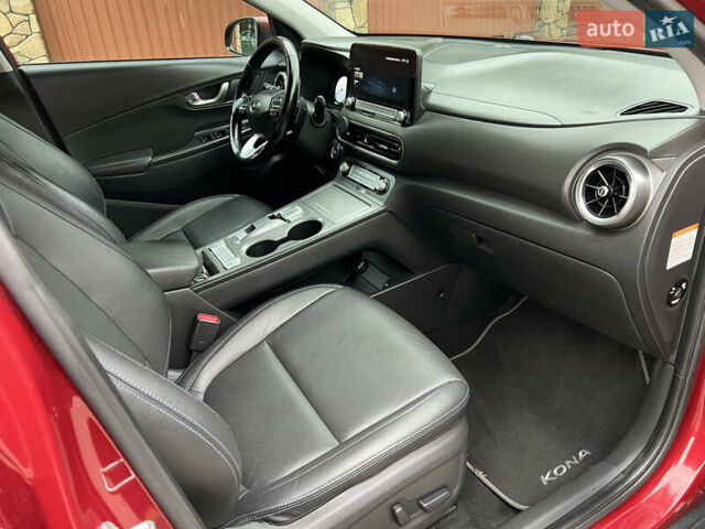 Красный Хендай Kona, объемом двигателя 0 л и пробегом 57 тыс. км за 20500 $, фото 26 на Automoto.ua