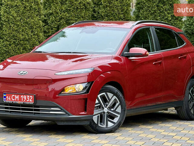 Красный Хендай Kona, объемом двигателя 0 л и пробегом 42 тыс. км за 17300 $, фото 3 на Automoto.ua