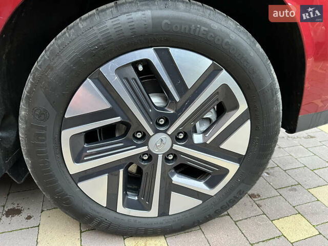 Червоний Хендай Kona, об'ємом двигуна 0 л та пробігом 57 тис. км за 19999 $, фото 48 на Automoto.ua