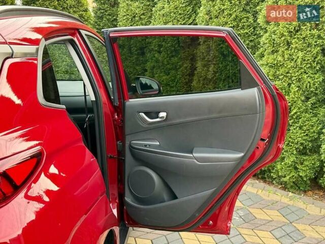 Красный Хендай Kona, объемом двигателя 0 л и пробегом 44 тыс. км за 17000 $, фото 23 на Automoto.ua