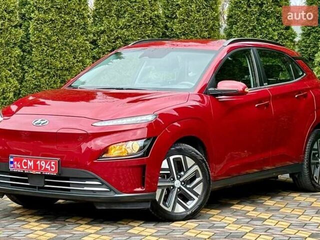 Красный Хендай Kona, объемом двигателя 0 л и пробегом 33 тыс. км за 16999 $, фото 3 на Automoto.ua