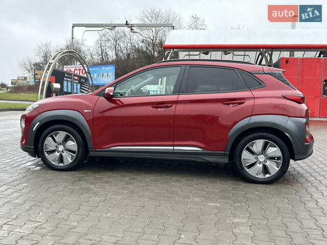 Красный Хендай Kona, объемом двигателя 0 л и пробегом 86 тыс. км за 18400 $, фото 11 на Automoto.ua