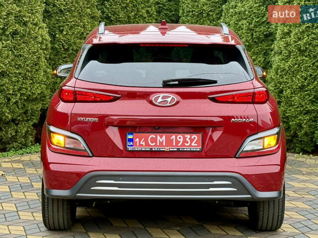 Красный Хендай Kona, объемом двигателя 0 л и пробегом 42 тыс. км за 17300 $, фото 5 на Automoto.ua