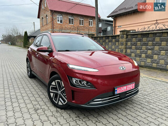 Червоний Хендай Kona, об'ємом двигуна 0 л та пробігом 57 тис. км за 19999 $, фото 7 на Automoto.ua