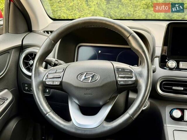 Красный Хендай Kona, объемом двигателя 0 л и пробегом 44 тыс. км за 17000 $, фото 27 на Automoto.ua