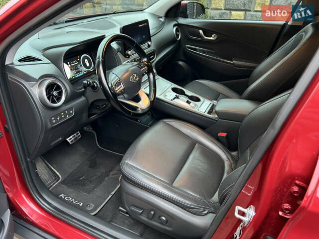 Червоний Хендай Kona, об'ємом двигуна 0 л та пробігом 57 тис. км за 19999 $, фото 18 на Automoto.ua
