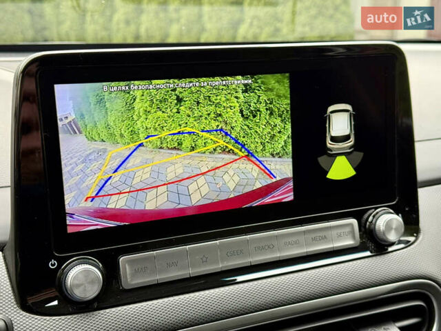 Красный Хендай Kona, объемом двигателя 0 л и пробегом 42 тыс. км за 17300 $, фото 35 на Automoto.ua