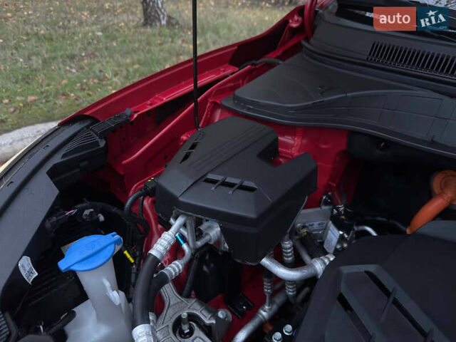 Червоний Хендай Kona, об'ємом двигуна 0 л та пробігом 104 тис. км за 20999 $, фото 33 на Automoto.ua