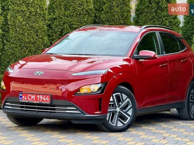 Красный Хендай Kona, объемом двигателя 0 л и пробегом 44 тыс. км за 17000 $, фото 3 на Automoto.ua