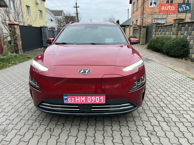 Червоний Хендай Kona, об'ємом двигуна 0 л та пробігом 57 тис. км за 19999 $, фото 5 на Automoto.ua