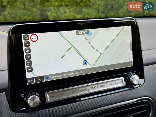 Красный Хендай Kona, объемом двигателя 0 л и пробегом 44 тыс. км за 17000 $, фото 38 на Automoto.ua