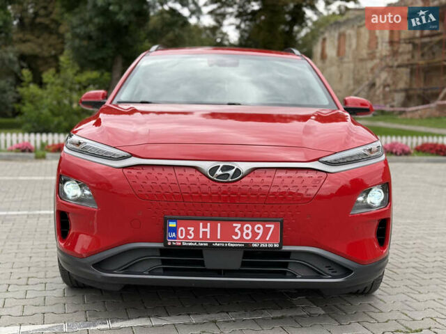 Червоний Хендай Kona, об'ємом двигуна 0 л та пробігом 80 тис. км за 18800 $, фото 3 на Automoto.ua