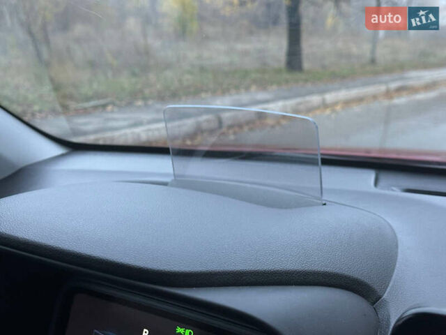 Червоний Хендай Kona, об'ємом двигуна 0 л та пробігом 104 тис. км за 20999 $, фото 18 на Automoto.ua