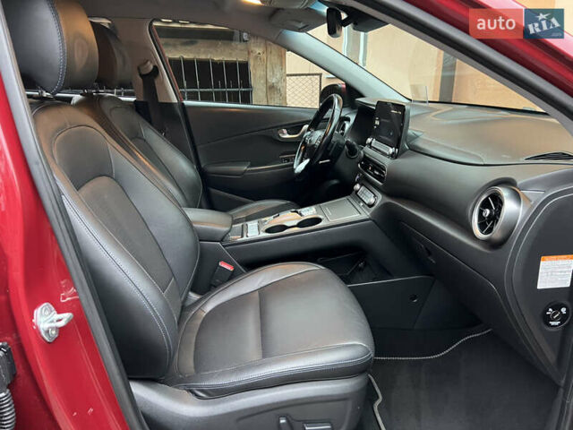Червоний Хендай Kona, об'ємом двигуна 0 л та пробігом 57 тис. км за 19999 $, фото 21 на Automoto.ua