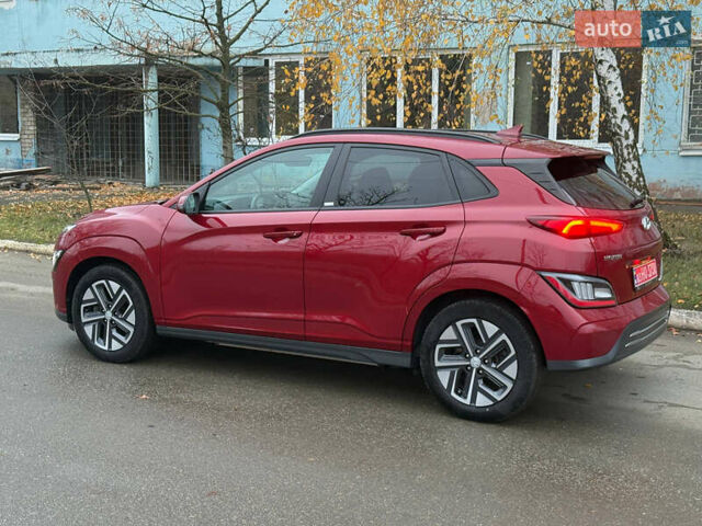 Червоний Хендай Kona, об'ємом двигуна 0 л та пробігом 104 тис. км за 20999 $, фото 7 на Automoto.ua
