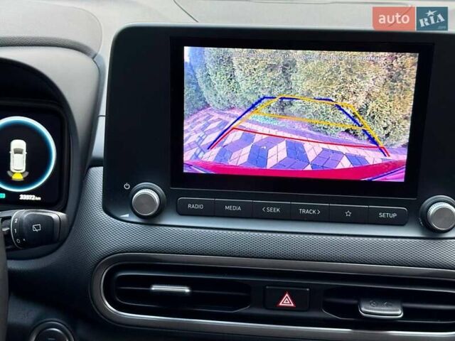 Красный Хендай Kona, объемом двигателя 0 л и пробегом 33 тыс. км за 16999 $, фото 38 на Automoto.ua