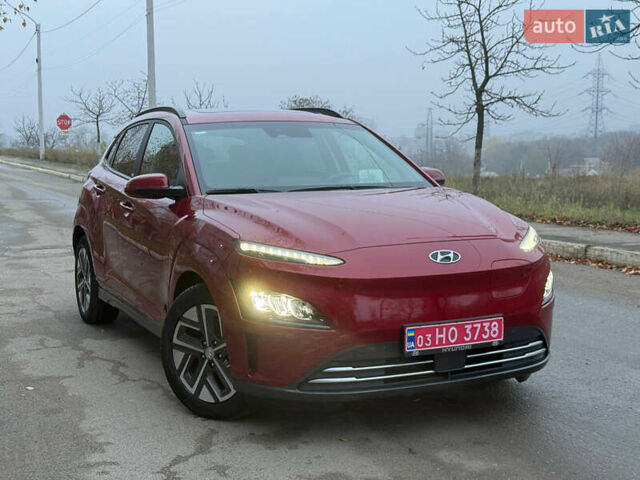 Червоний Хендай Kona, об'ємом двигуна 0 л та пробігом 104 тис. км за 20999 $, фото 3 на Automoto.ua