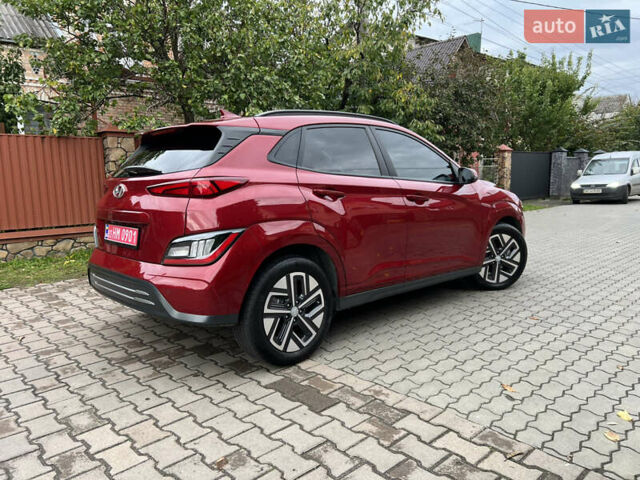 Красный Хендай Kona, объемом двигателя 0 л и пробегом 57 тыс. км за 20500 $, фото 6 на Automoto.ua