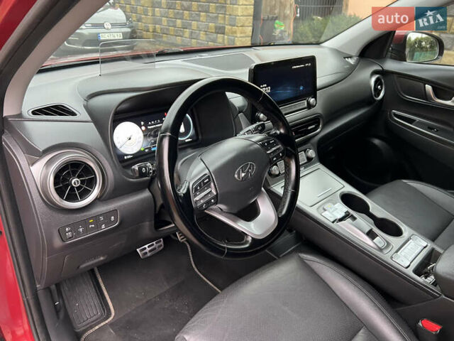 Красный Хендай Kona, объемом двигателя 0 л и пробегом 57 тыс. км за 20500 $, фото 34 на Automoto.ua