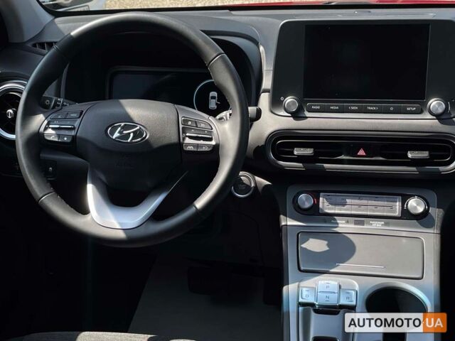 Красный Хендай Kona, объемом двигателя 64 л и пробегом 27 тыс. км за 21500 $, фото 15 на Automoto.ua