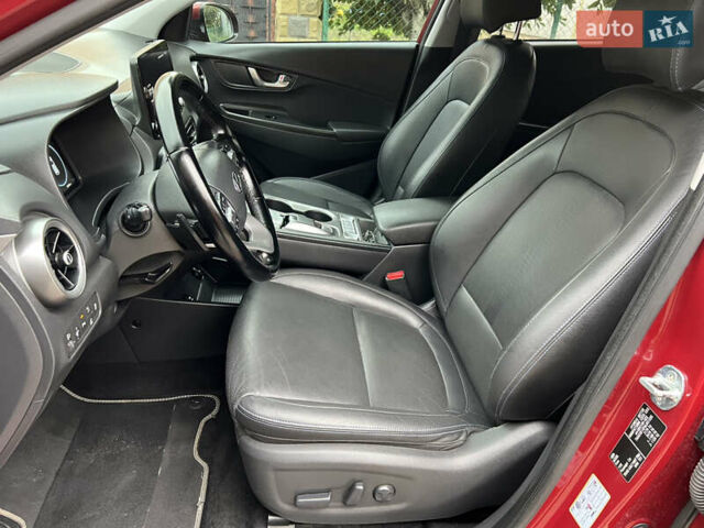 Красный Хендай Kona, объемом двигателя 0 л и пробегом 57 тыс. км за 20500 $, фото 24 на Automoto.ua