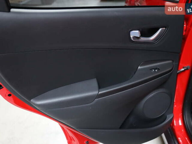 Красный Хендай Kona, объемом двигателя 0 л и пробегом 53 тыс. км за 17500 $, фото 26 на Automoto.ua