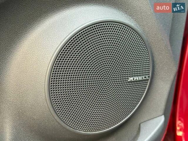 Красный Хендай Kona, объемом двигателя 0 л и пробегом 44 тыс. км за 17000 $, фото 17 на Automoto.ua