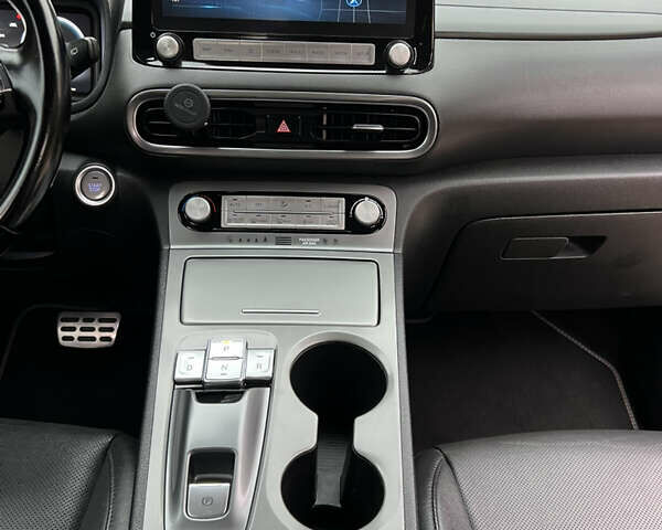 Красный Хендай Kona, объемом двигателя 0 л и пробегом 57 тыс. км за 20500 $, фото 32 на Automoto.ua