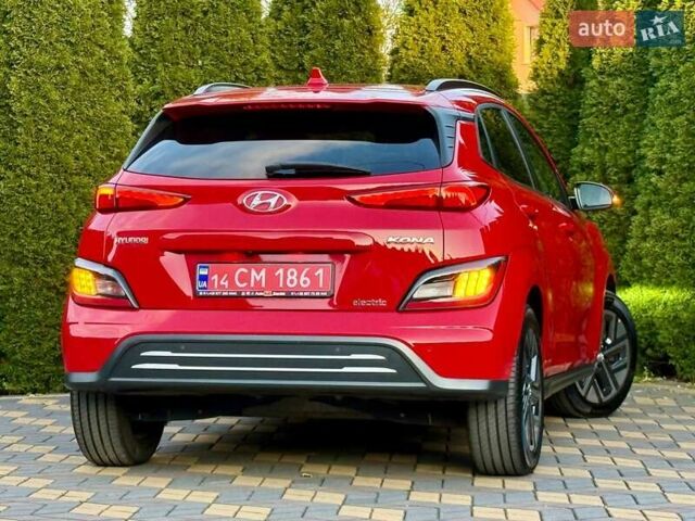 Красный Хендай Kona, объемом двигателя 0 л и пробегом 45 тыс. км за 17500 $, фото 5 на Automoto.ua