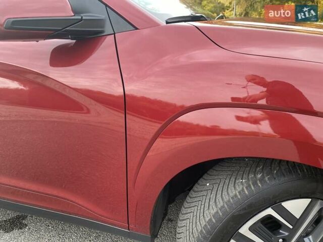 Красный Хендай Kona, объемом двигателя 0 л и пробегом 22 тыс. км за 23500 $, фото 93 на Automoto.ua