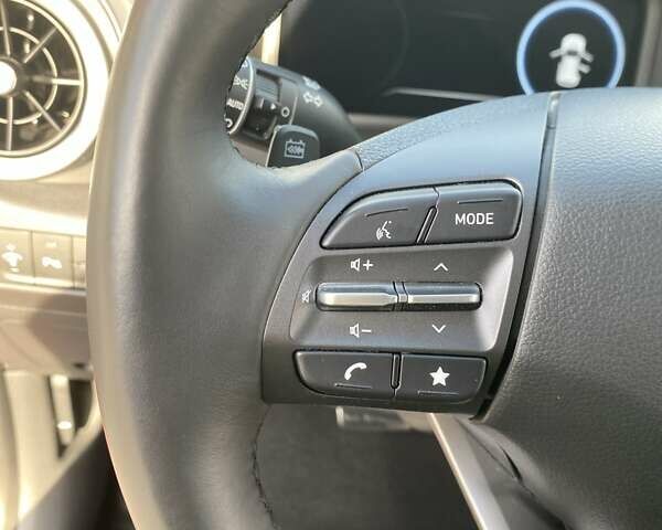 Красный Хендай Kona, объемом двигателя 0 л и пробегом 22 тыс. км за 23500 $, фото 34 на Automoto.ua